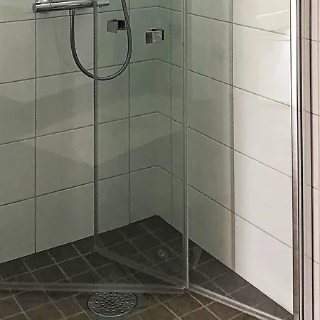 Feriehus 6 Person In Kverva *