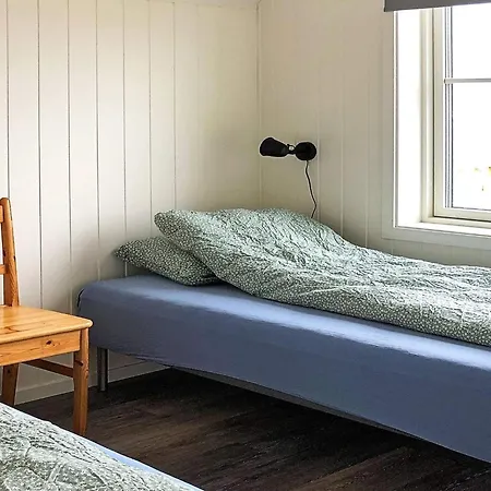 6 Person In Kverva Casa de Férias Dyrvik