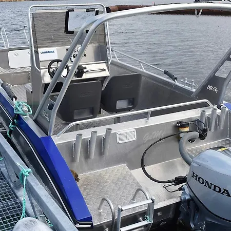 6 Person In Kverva Dyrvik