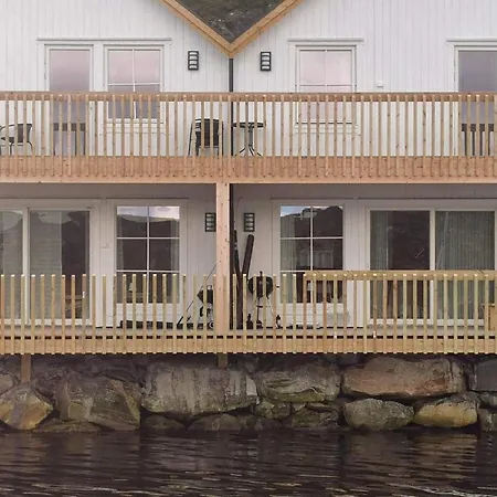 6 Person In Kverva Dyrvik
