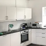 6 Person In Kverva *